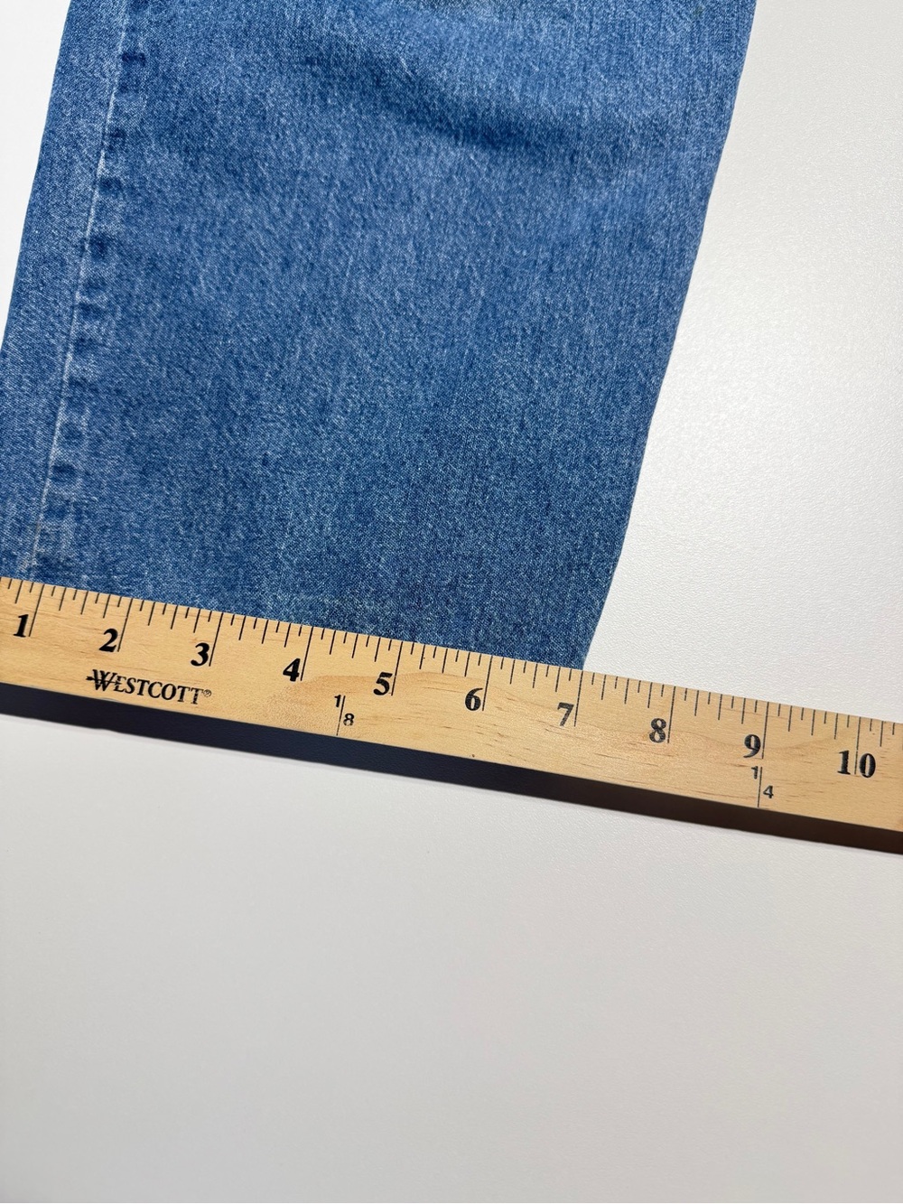 Vintage Levi’s Sportswear Pleated Denim Trousers Womens US10 W28 Light Wash - Picture 9 of 9